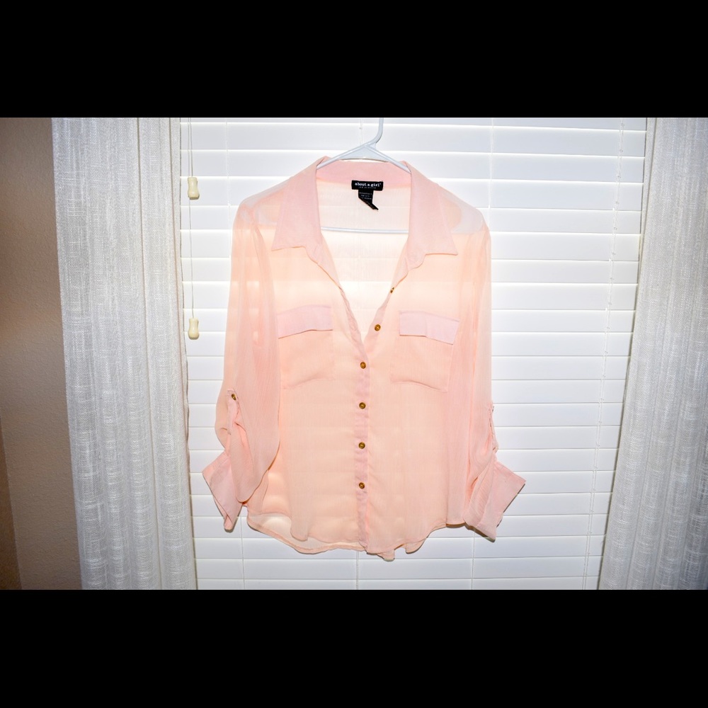 Comfortable roll up sleeve blouse